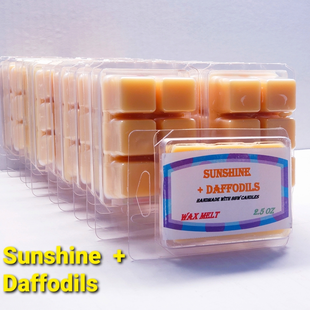 SUNSHINE + DAFFODILS -Bath & Body Works Candle Wax Melts- $8 per pack